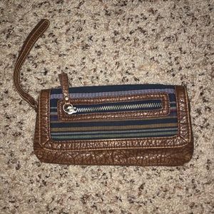 Leather wristlet / wallet with pattern